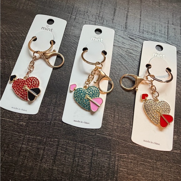 NEW Valentine’s Day bag charm/keychains - Picture 4 of 9